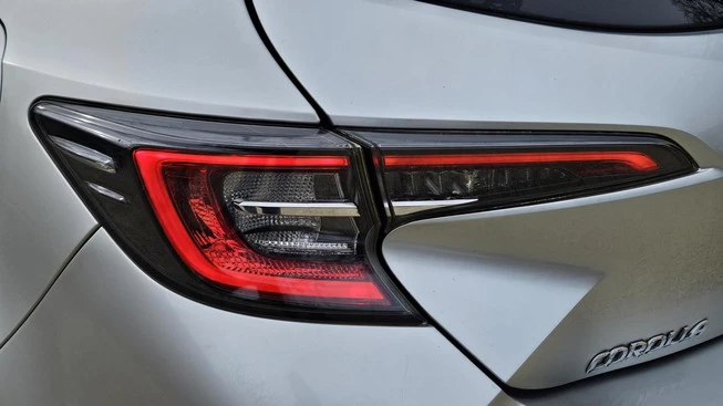 Toyota Corolla - Afbeelding 13 van 18