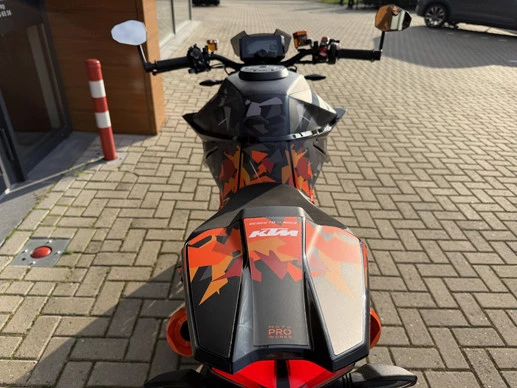 KTM 1290 - Afbeelding 16 van 24