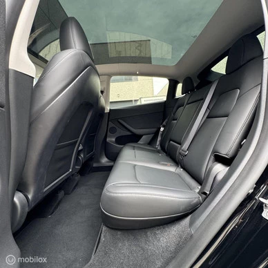 Tesla Model Y - Afbeelding 10 van 23