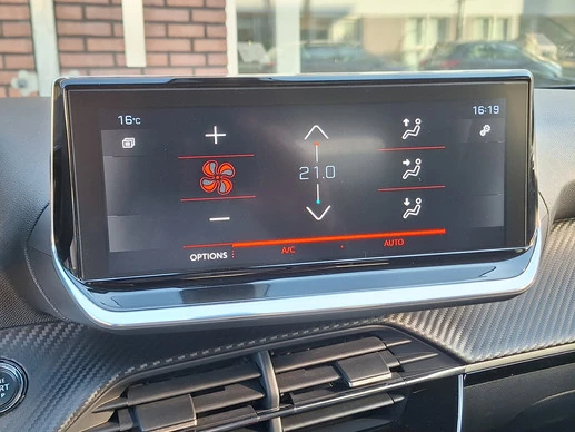 Peugeot 2008 - Afbeelding 27 van 30