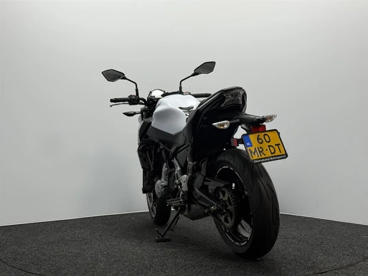 Kawasaki Z650 - Afbeelding 12 van 17