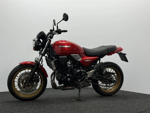 Kawasaki Z650 - Afbeelding 8 van 18