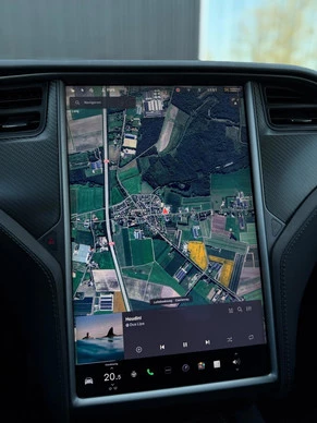 Tesla Model X - Afbeelding 13 van 30