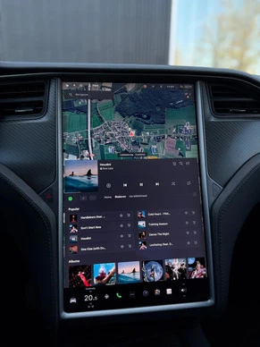 Tesla Model X - Afbeelding 14 van 30