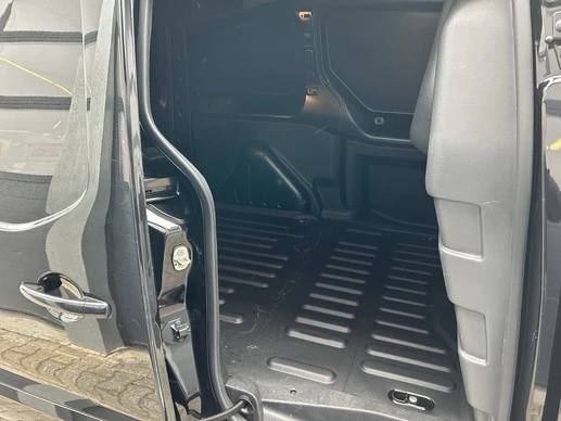 Peugeot Partner - Afbeelding 13 van 29