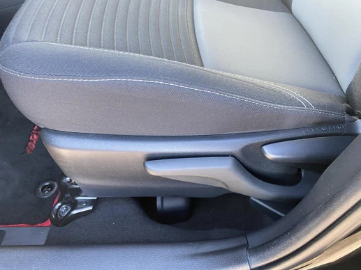 Toyota Yaris - Afbeelding 22 van 30