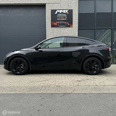 Tesla Model Y - Afbeelding 6 van 23