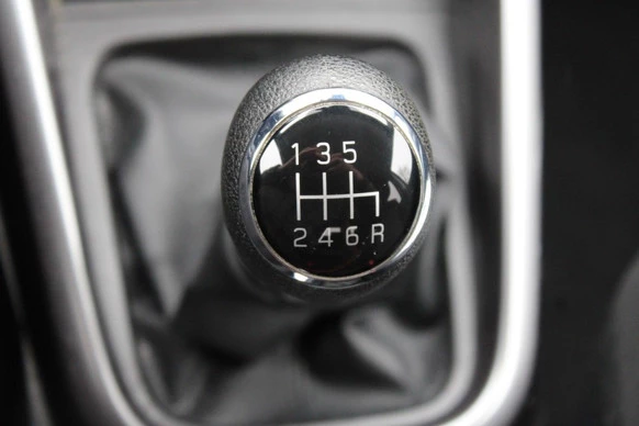 Suzuki Vitara - Afbeelding 12 van 30