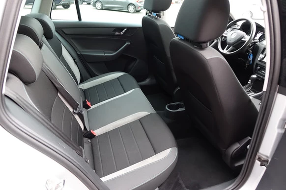 Škoda Rapid - Afbeelding 17 van 30