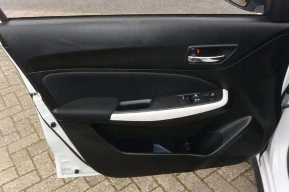 Suzuki Swift - Afbeelding 14 van 24