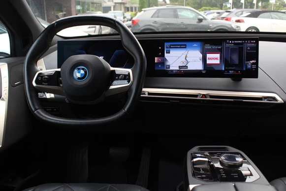 BMW iX - Afbeelding 10 van 30