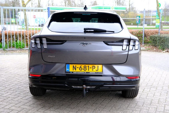 Ford Mustang Mach-E - Afbeelding 8 van 30
