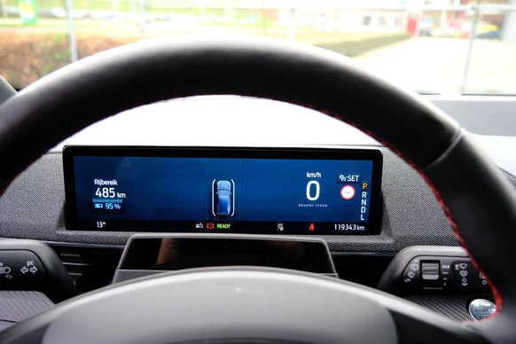 Ford Mustang Mach-E - Afbeelding 14 van 30