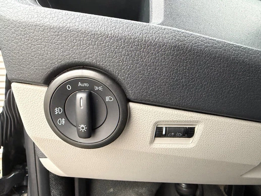 Volkswagen Transporter - Afbeelding 22 van 30