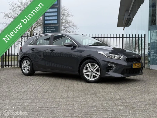 Kia Ceed - Afbeelding 1 van 22