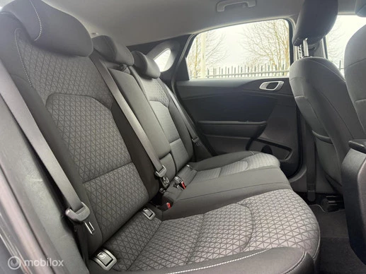 Kia Ceed - Afbeelding 8 van 22