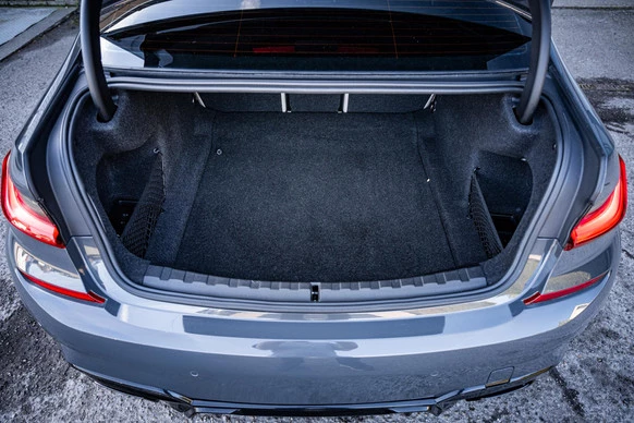 BMW 3 Serie - Afbeelding 12 van 30