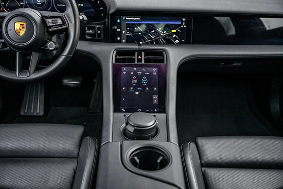 Porsche Taycan - Afbeelding 20 van 30