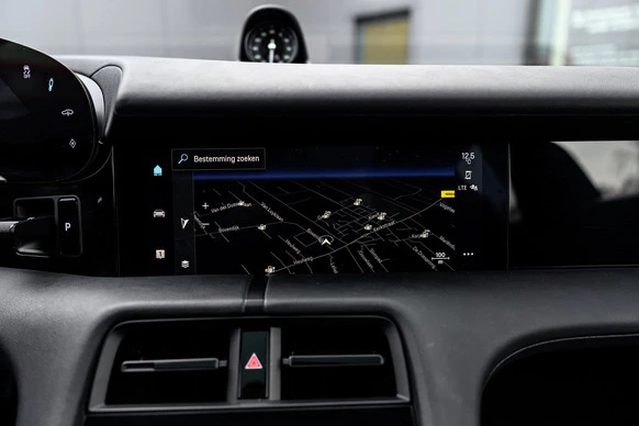 Porsche Taycan - Afbeelding 21 van 30