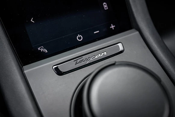 Porsche Taycan - Afbeelding 25 van 30