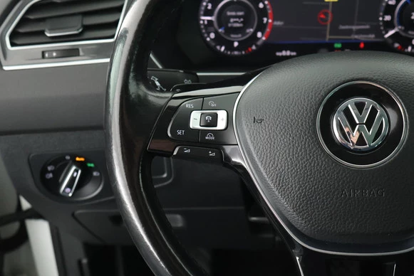 Volkswagen Tiguan - Afbeelding 17 van 30