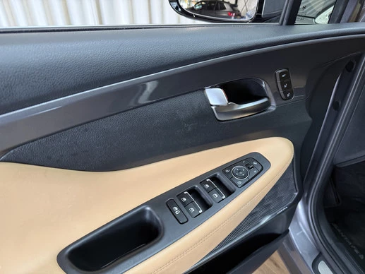 Hyundai Santa Fe - Afbeelding 14 van 30