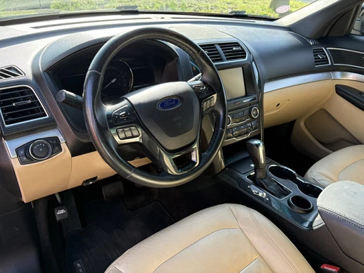 Ford Explorer - Afbeelding 12 van 17