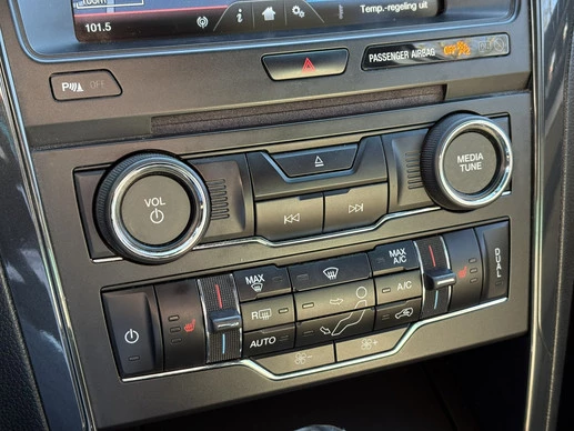 Ford Explorer - Afbeelding 16 van 17