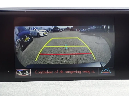 Lexus UX - Afbeelding 22 van 24