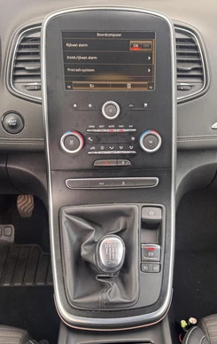 Renault Scénic - Afbeelding 8 van 17