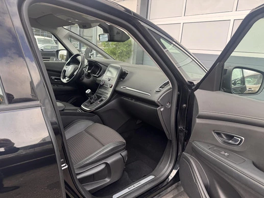 Renault Scénic - Afbeelding 17 van 17