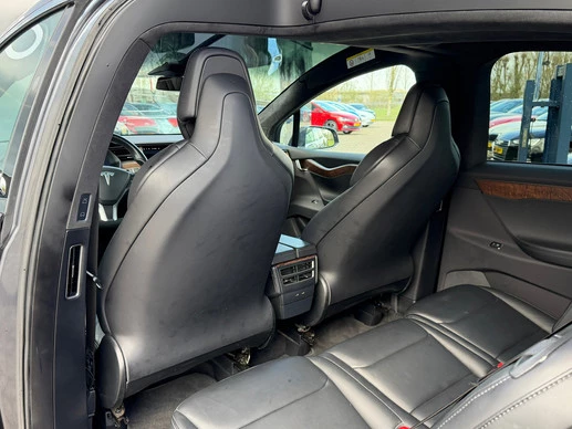Tesla Model X - Afbeelding 12 van 28