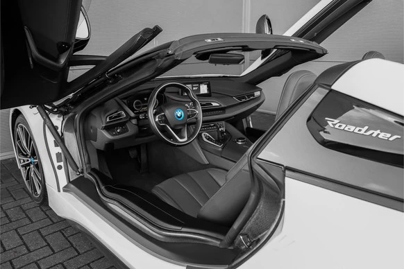 BMW i8 - Afbeelding 2 van 30