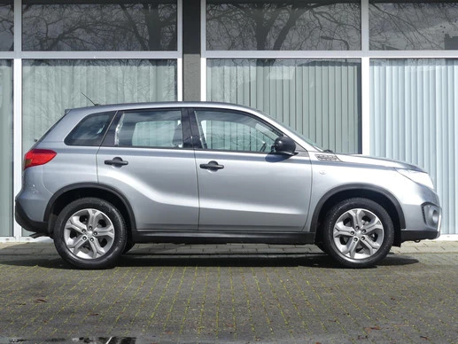 Suzuki Vitara - Afbeelding 10 van 30