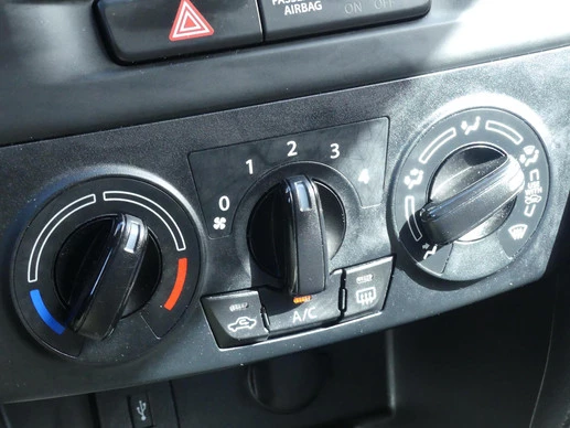 Suzuki Vitara - Afbeelding 20 van 30