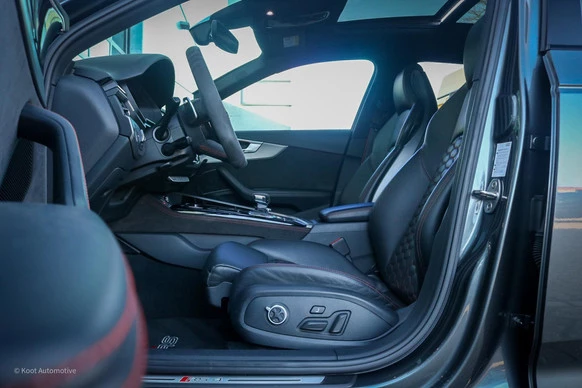 Audi RS4 - Afbeelding 28 van 30