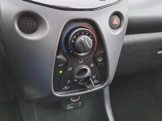 Toyota Aygo - Afbeelding 18 van 21