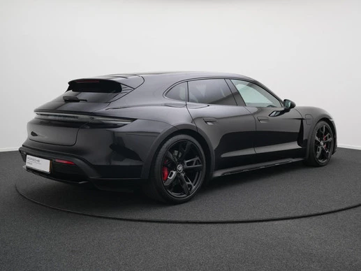 Porsche Taycan - Afbeelding 3 van 30