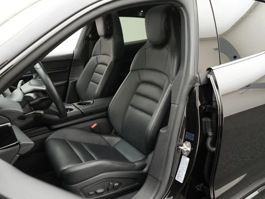 Porsche Taycan - Afbeelding 6 van 30