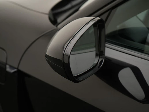 Porsche Taycan - Afbeelding 8 van 30