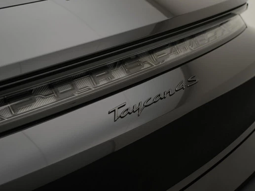 Porsche Taycan - Afbeelding 11 van 30