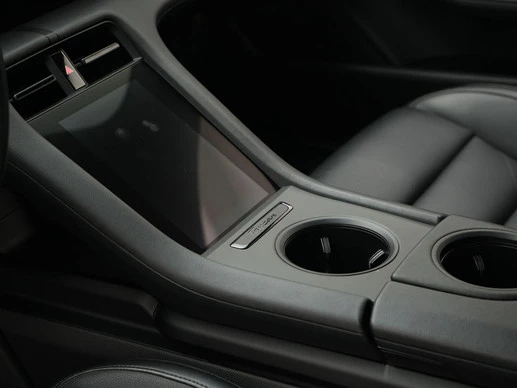 Porsche Taycan - Afbeelding 30 van 30