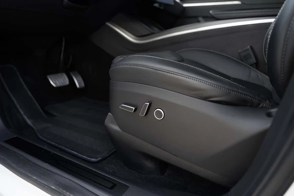 Tesla Model X - Afbeelding 23 van 30