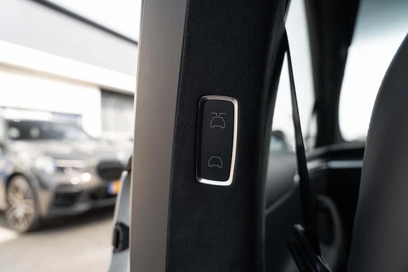 Tesla Model X - Afbeelding 27 van 30