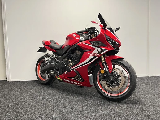 Honda CBR 650 - Afbeelding 12 van 21
