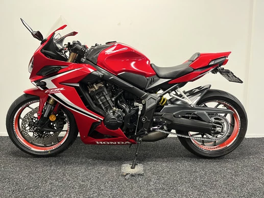 Honda CBR 650 - Afbeelding 13 van 21