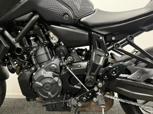 Yamaha MT 07 - Afbeelding 17 van 22