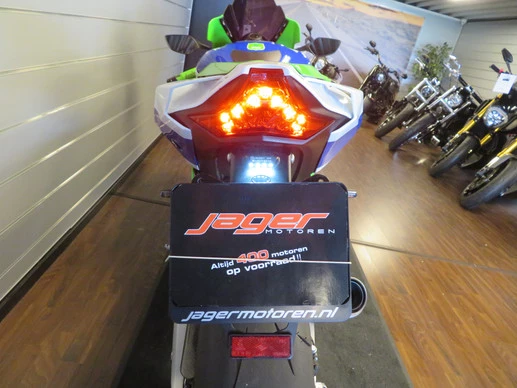 Kawasaki  - Afbeelding 10 van 14