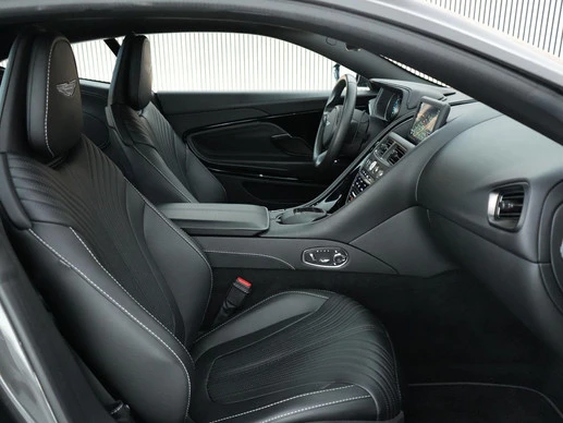 Aston Martin DB11 - Afbeelding 9 van 30