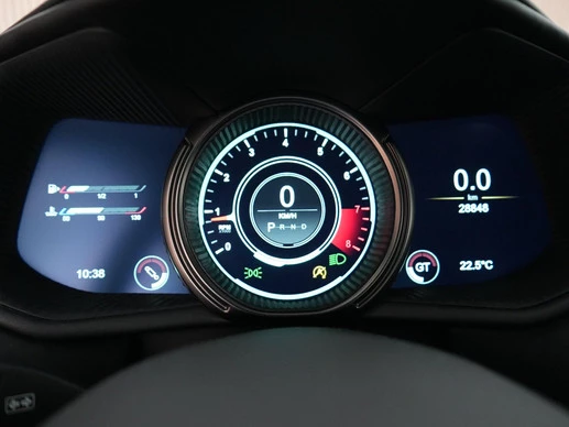 Aston Martin DB11 - Afbeelding 14 van 30